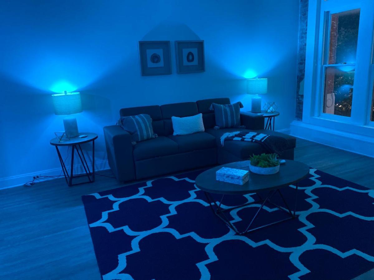 Industrial Smart Home Apartment In The Center Of Downtown ممفيس المظهر الخارجي الصورة